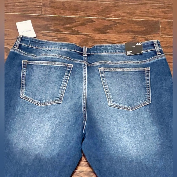 Forever 21 Women’s Slim Fit Dark Rinse Size 40 - Picture 5 of 7